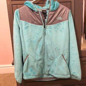 teal north face jacket